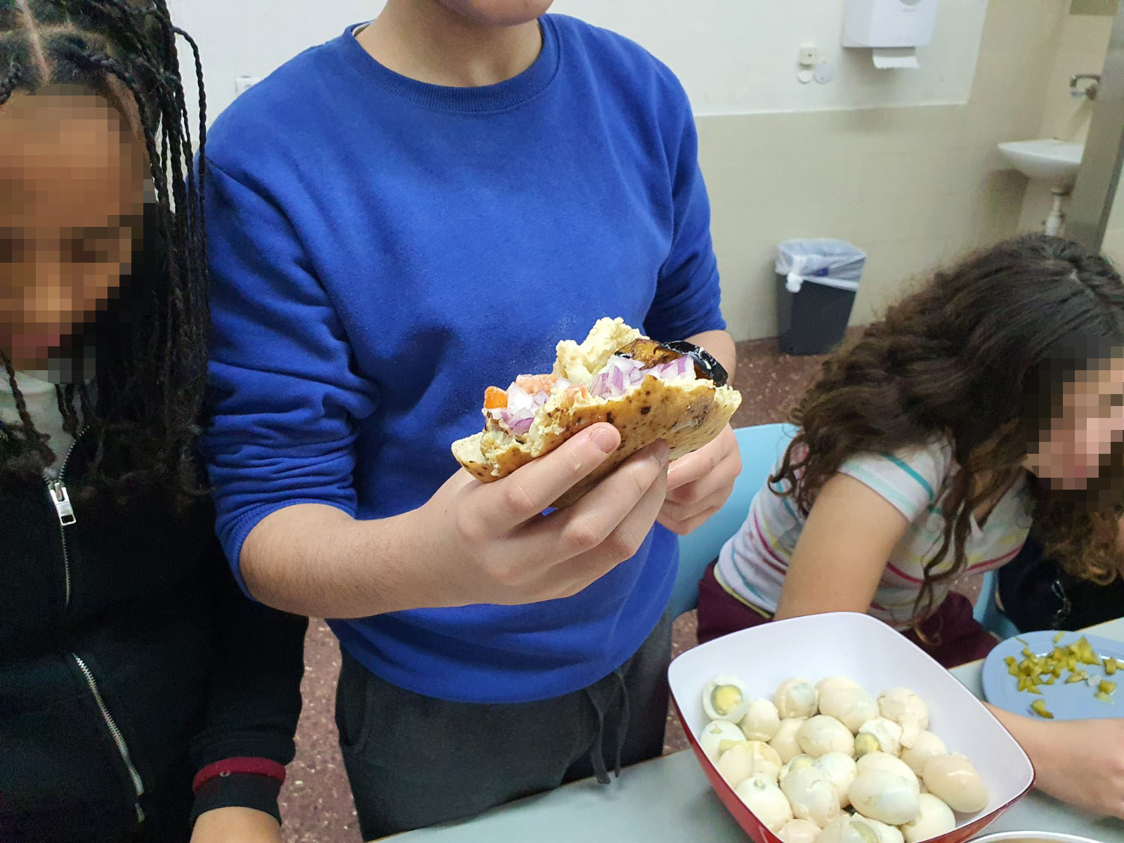 סביח במחלקת הנוער הסגורה המרכז לבריאות הנפש