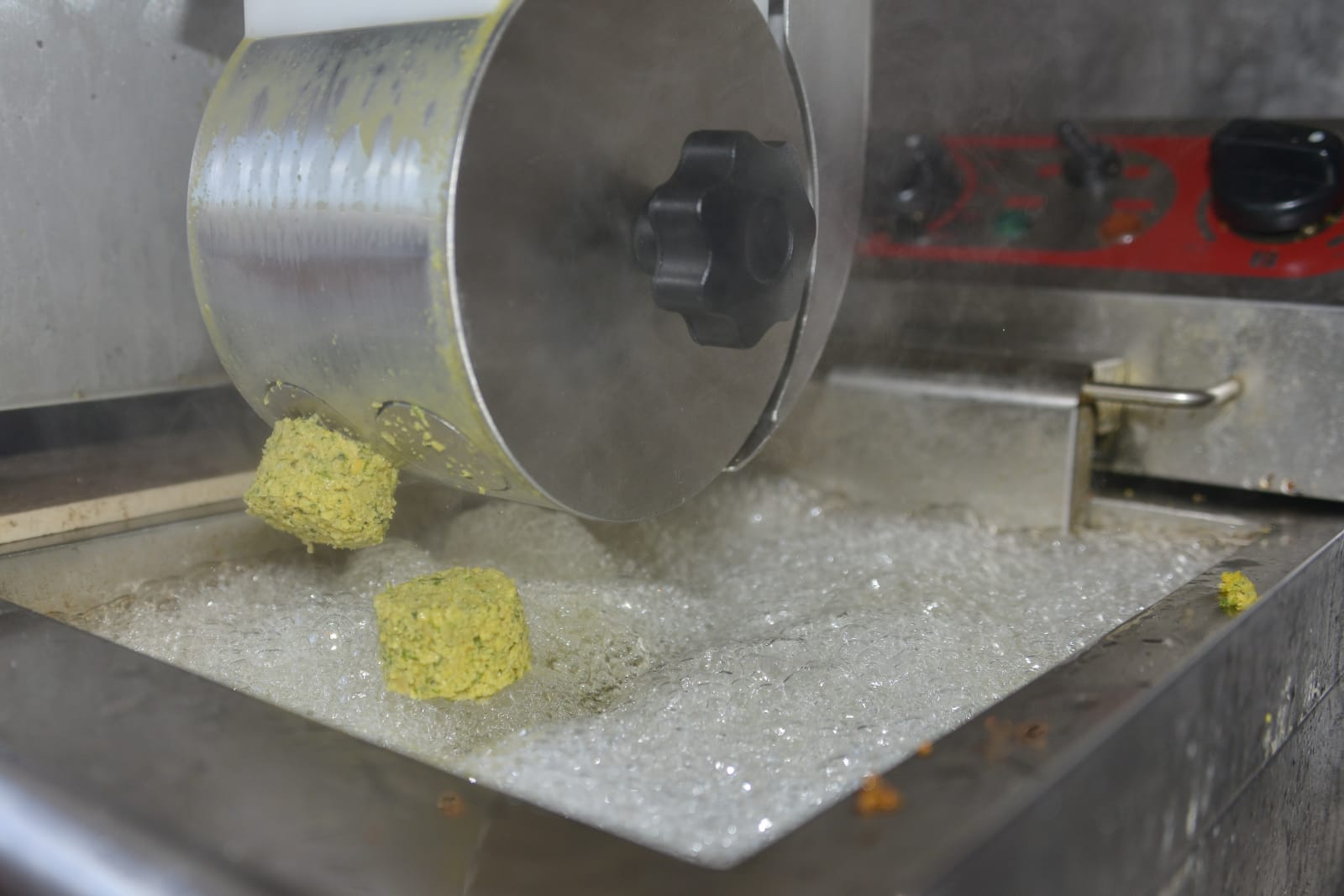 מסיבת ל"ג בעומר בפנימיית טוקאייר