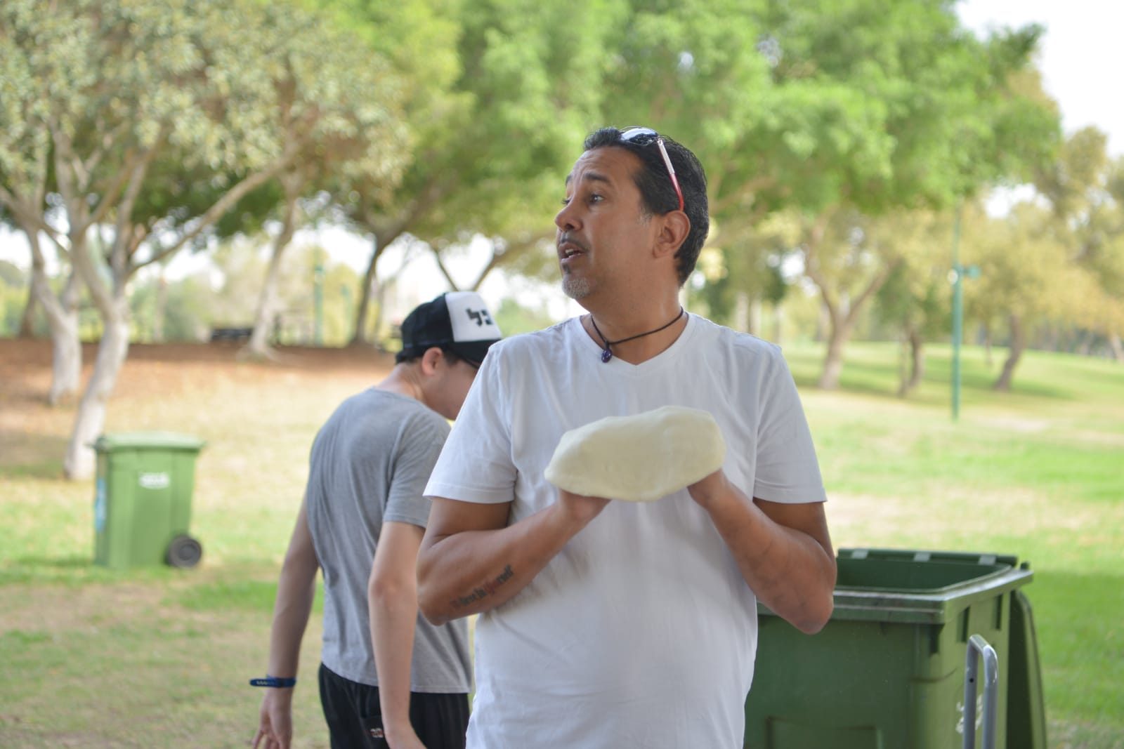 פיצה עם חניכי בית אקשטיין בטבע