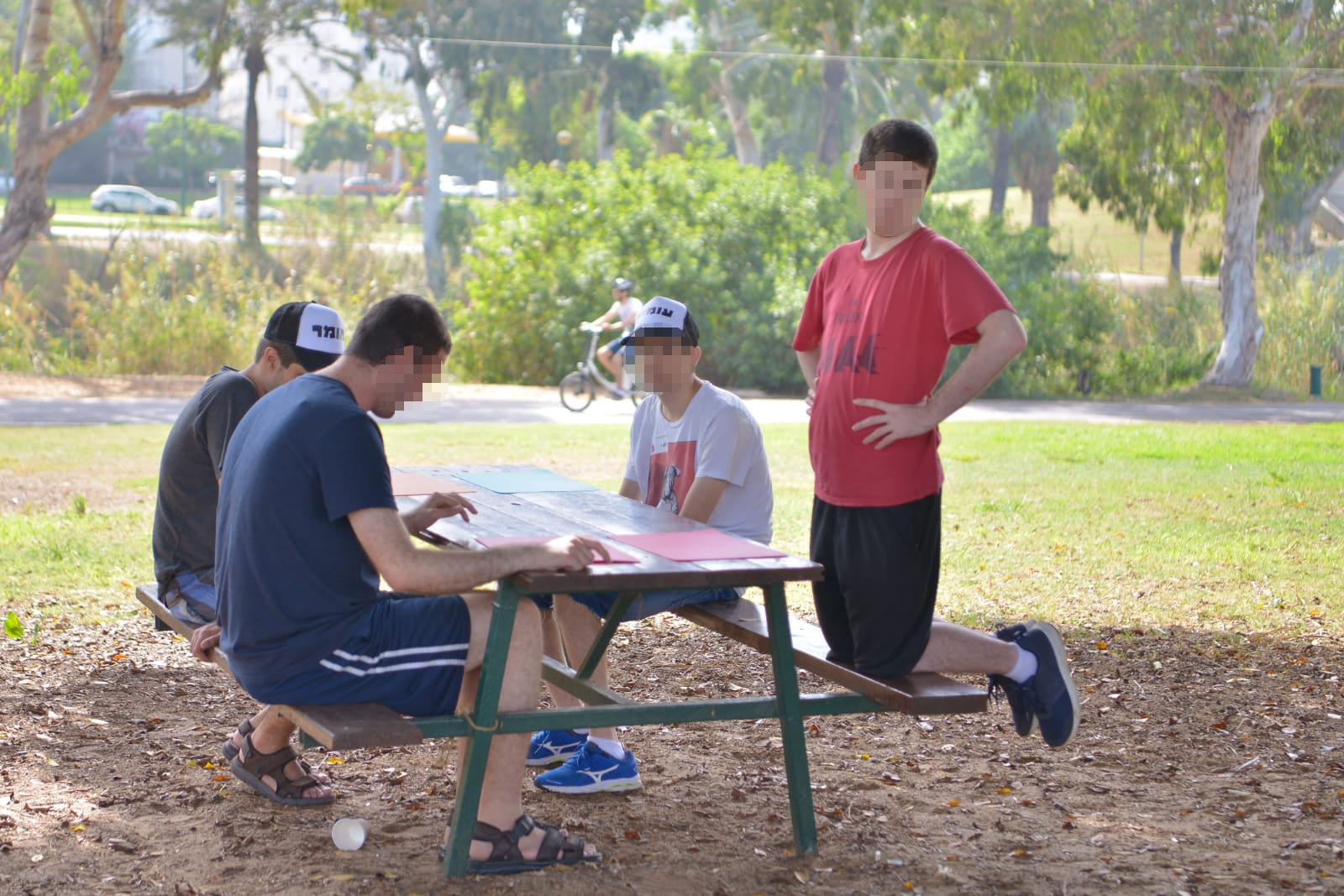פיצה עם חניכי בית אקשטיין בטבע