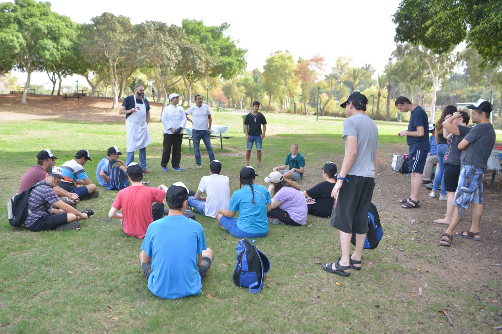 פיצה עם חניכי בית אקשטיין בטבע