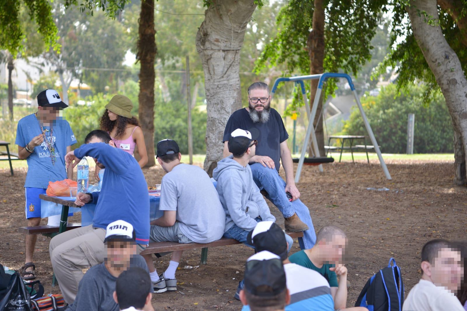 פיצה עם חניכי בית אקשטיין בטבע