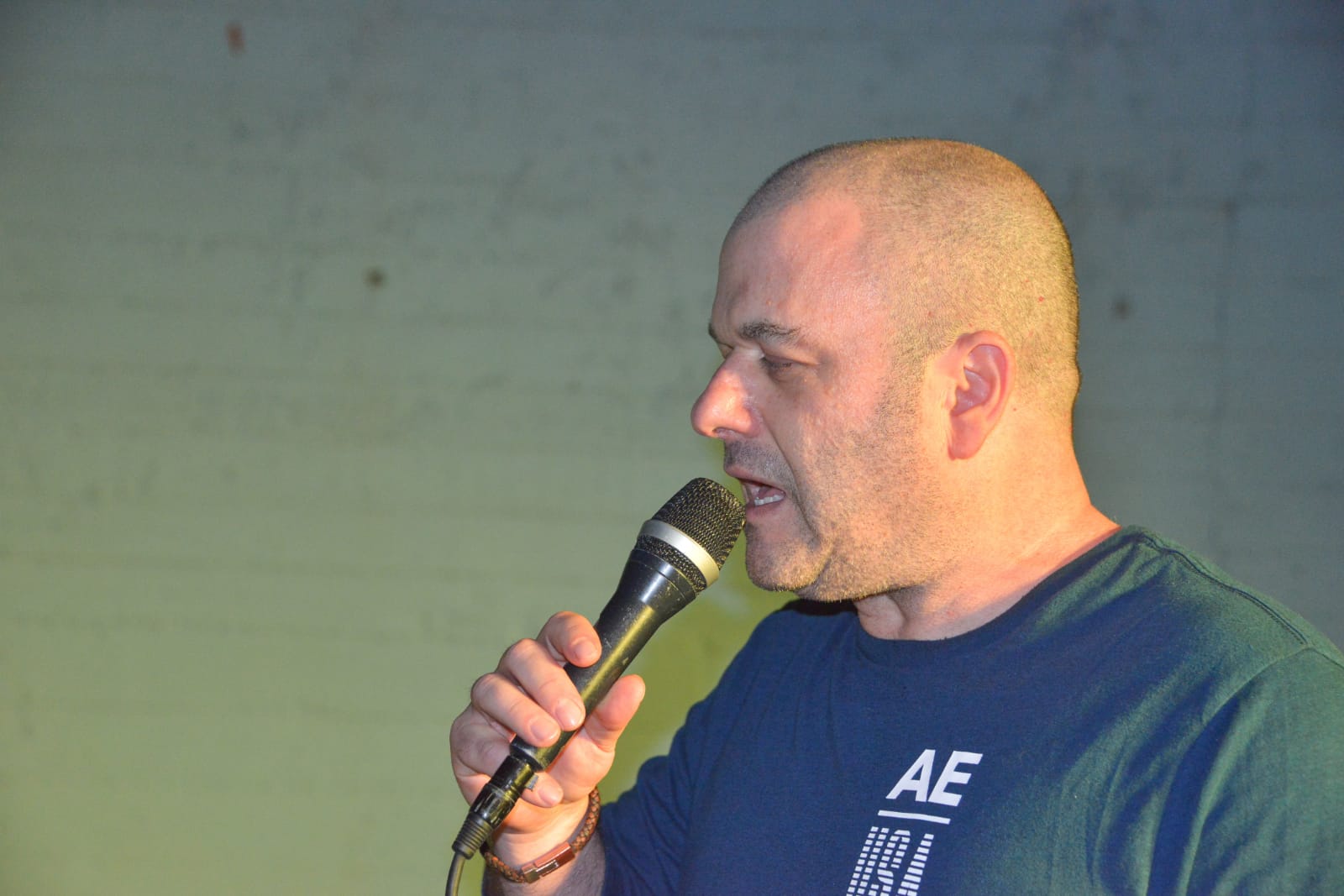 אחה"צ של מוסיקה ופלאפל בכפר עופרים