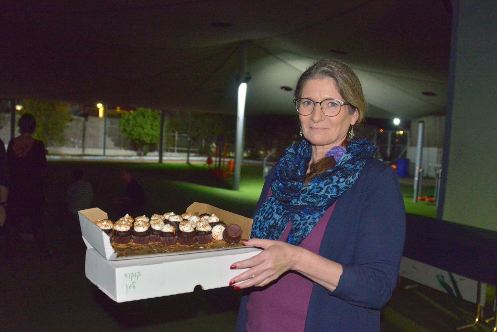 אחה"צ של מוסיקה ופלאפל בכפר עופרים