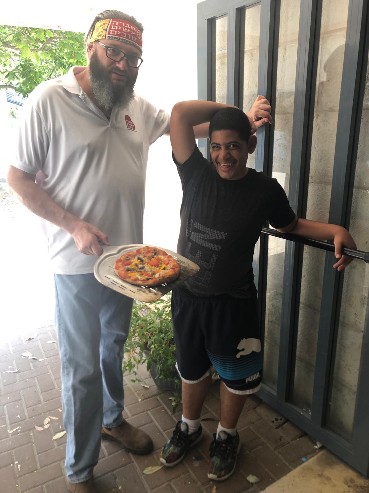 סדנת פיצה עם ילדי א"קים רמלה