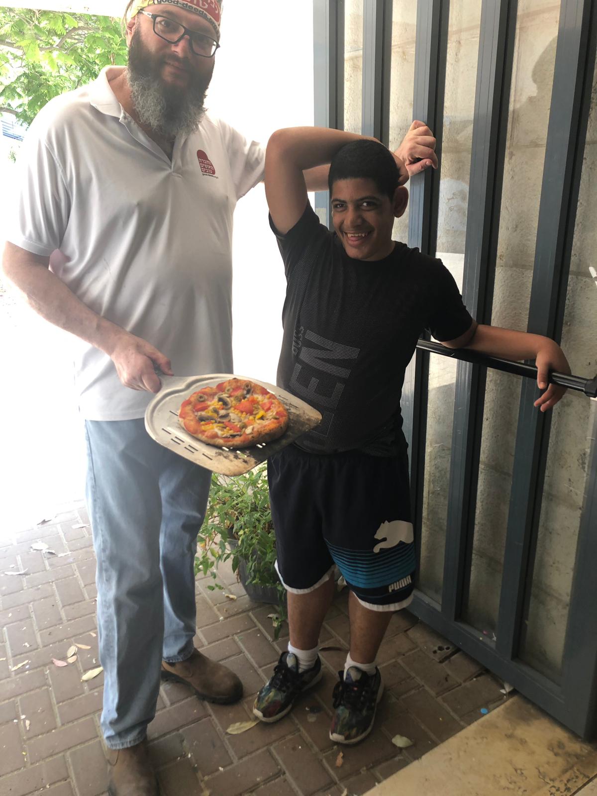 סדנת פיצה עם ילדי א"קים רמלה