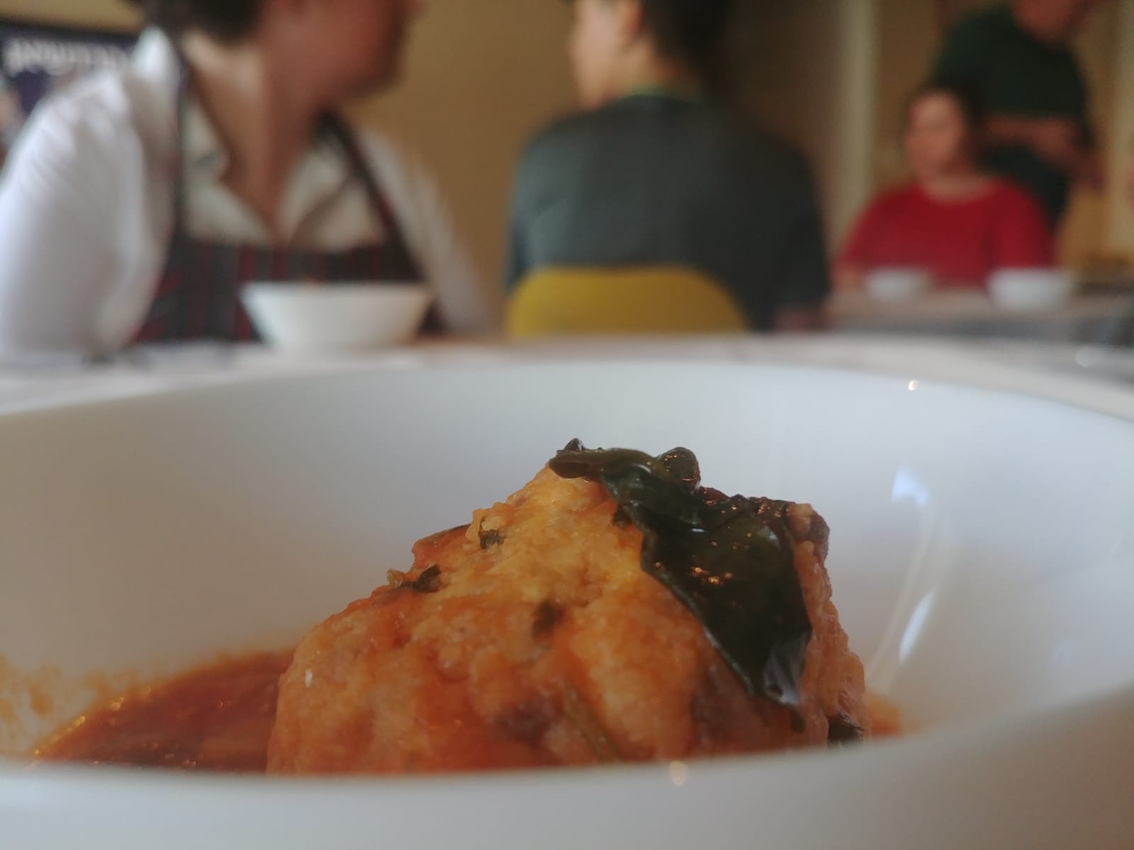 ילדי פרוייקט כפתור והשף איל לביא