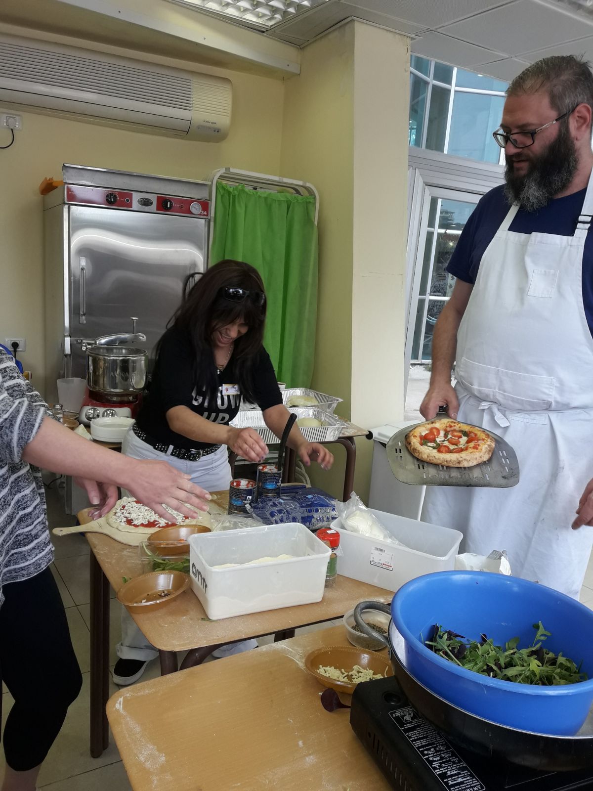 סדנת פיצה לחולות ומחלימות מסרטן